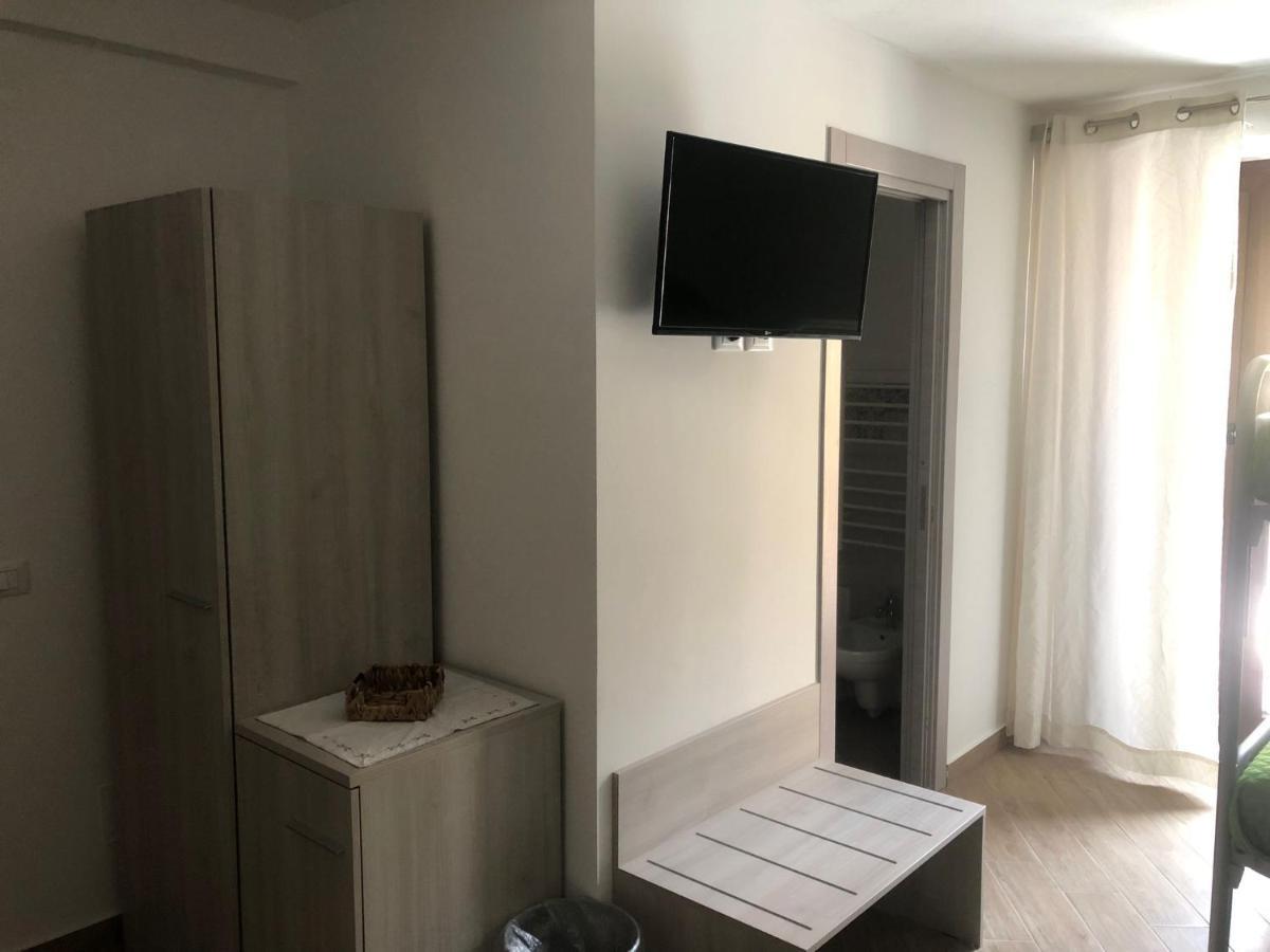 ペトラリーア・ソプラーナ La Casa Del Borgo Bed & Breakfast エクステリア 写真